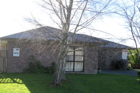 Photo of property in 3 Inveraray Place, Nawton, Hamilton, 3200