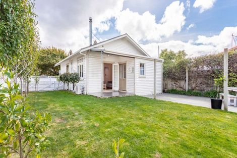 Photo of property in 388 Fergusson Drive, Heretaunga, Upper Hutt, 5018