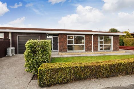 Photo of property in 2 Wharite Place, Awapuni, Palmerston North, 4412