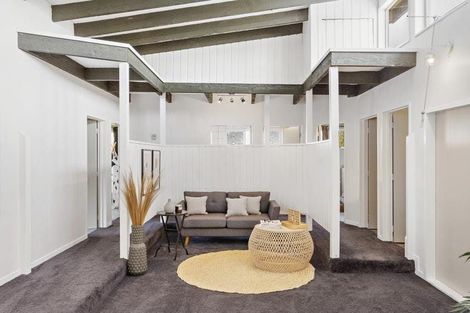 Photo of property in 8 Reading Street, Greytown, 5712