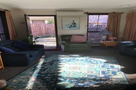 Photo of property in 37 Karnak Crescent, Russley, Christchurch, 8042