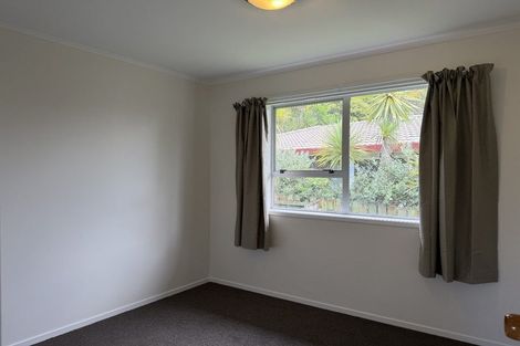 Photo of property in 10 Ciprian Place, Henderson, Auckland, 0612