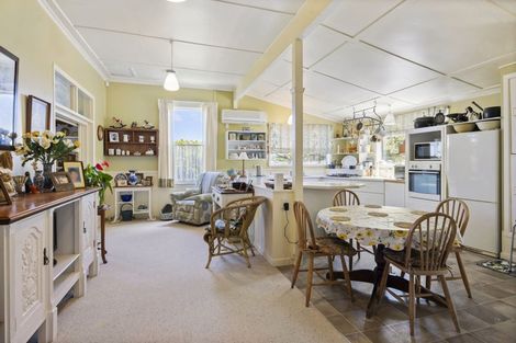 Photo of property in 47 Patu-kukupa Street, Manaia, 4612