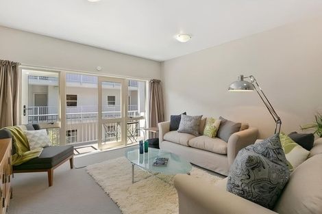 Photo of property in Luxford Villas, 109/72u Herald Street, Berhampore, Wellington, 6023