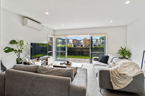 Photo of property in 3 Longueval Lane, Broomfield, Christchurch, 8042