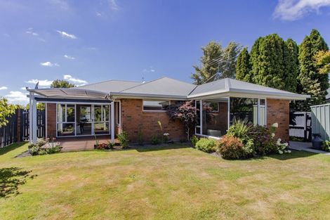 Photo of property in 15 Melford Close, Rangiora, 7400