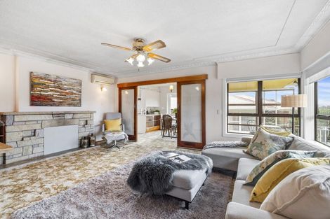 Photo of property in 10 Renwick Street, Papakura, 2110