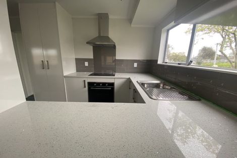 Photo of property in 15 Christmas Road, Manurewa, Auckland, 2102