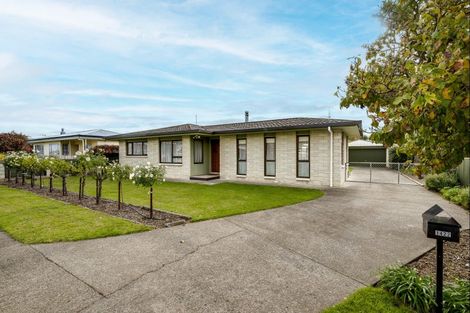 Photo of property in 1422 Woodstock Avenue, Mayfair, Hastings, 4122