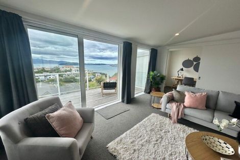 Photo of property in 22d Mandalay Terrace, Khandallah, Wellington, 6035