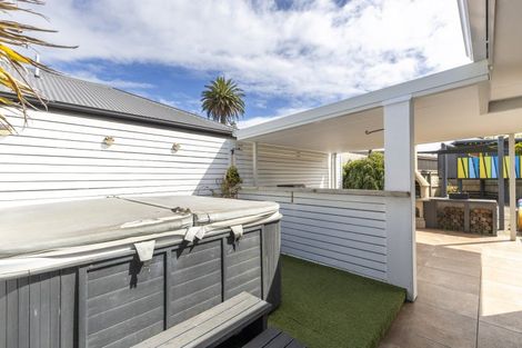 Photo of property in 3 Keene Drive, Bell Block, New Plymouth, 4312