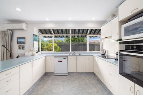Photo of property in 8 Ilam Road, Upper Riccarton, Christchurch, 8041