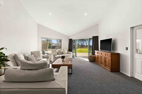 Photo of property in 25 Unahi Lane, Haumoana, 4180