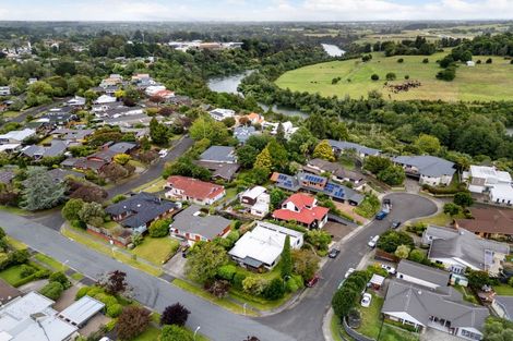 Photo of property in 1 Sheriff Place, Riverlea, Hamilton, 3216