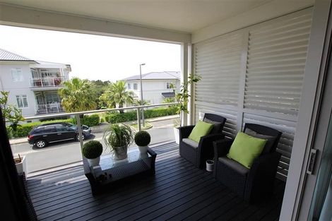 Photo of property in 33 Landmark Terrace, Orewa, 0931
