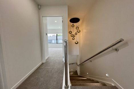 Photo of property in 98b Royal Road, Massey, Auckland, 0614