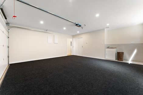 Photo of property in 47 Chamberlain Road, Massey, Auckland, 0614