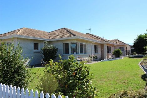 Photo of property in 130 Russley Drive, Mount Maunganui, 3116