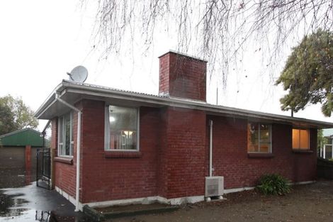 Photo of property in 21 Inwoods Road, Parklands, Christchurch, 8083