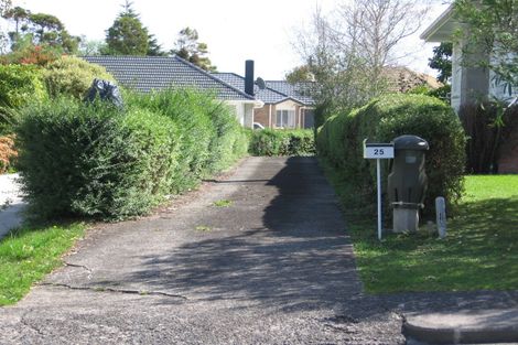 Photo of property in 25 Essex Street, Te Atatu South, Auckland, 0610