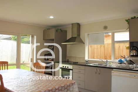Photo of property in 28 Maypark Crescent, Flat Bush, Auckland, 2016