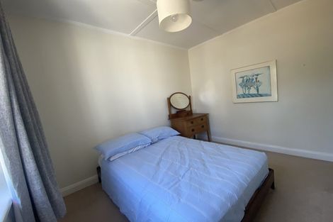 Photo of property in 27 Palm Avenue, Lyall Bay, Wellington, 6022