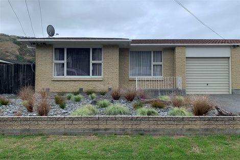 Photo of property in 6 Clark Street, Sumner, Christchurch, 8081