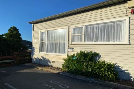 Photo of property in 327 Adelaide Road, Newtown, Wellington, 6021