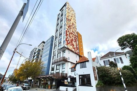 Photo of property in Frame Apartments, 404/111u Molesworth Street, Thorndon, Wellington, 6011