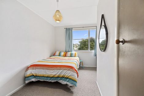 Photo of property in 16 Owhiti Street, Titahi Bay, Porirua, 5022