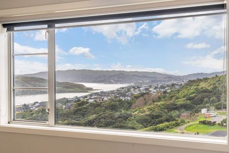 Photo of property in 18 Milford Street, Aotea, Porirua, 5024
