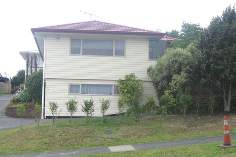 Photo of property in 1/9 Peach Road, Glenfield, Auckland, 0629
