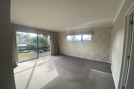Photo of property in 30 Bushlands Park Drive, Albany, Auckland, 0632