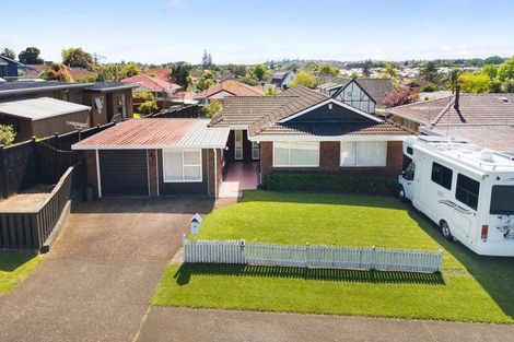 Photo of property in 30 Luton Avenue, Sunnyhills, Auckland, 2010