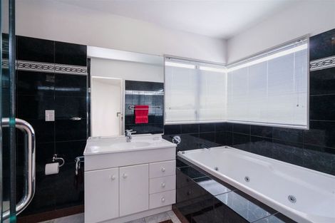 Photo of property in 99b Manly Street, Paraparaumu Beach, Paraparaumu, 5032