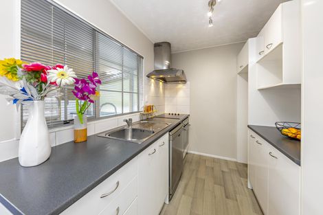 Photo of property in 3/63 Kenderdine Road, Papatoetoe, Auckland, 2025