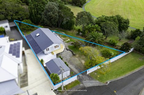 Photo of property in 134 Taikata Road, Te Atatu Peninsula, Auckland, 0610