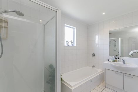 Photo of property in 47 Falkirk Avenue, Seatoun, Wellington, 6022