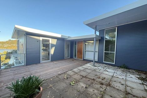 Photo of property in 24 Seaview Road, Paremata, Porirua, 5024