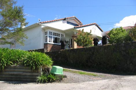 Photo of property in 69 Hillcrest Road, Papatoetoe, Auckland, 2025