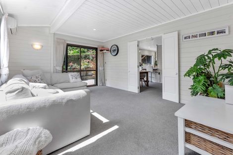 Photo of property in 1/7 Mccall Place, Opaheke, Papakura, 2113