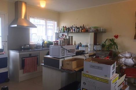 Photo of property in 1/6 Priestley Drive, Bucklands Beach, Auckland, 2014