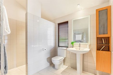 Photo of property in 48a Picasso Drive, West Harbour, Auckland, 0618