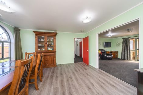 Photo of property in 75 Long Melford Road, Awapuni, Palmerston North, 4412