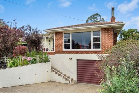 Photo of property in 21 Stuart Street, Holmes Hill, Oamaru, 9401