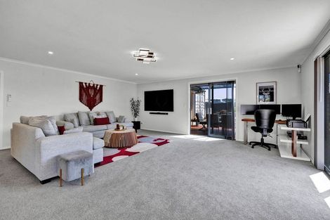 Photo of property in 22b Larlin Drive, Hawera, 4675
