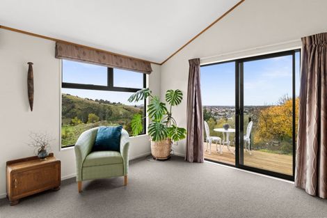 Photo of property in 16a Churchill Drive, Taradale, Napier, 4112