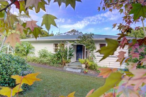 Photo of property in 32 Yorke Road, Haruru, 0204