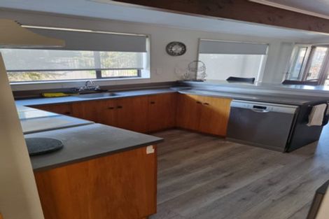 Photo of property in 11 Lowther Place, Taradale, Napier, 4112