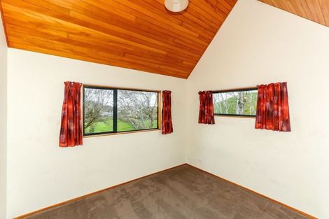 Photo of property in 697 Frankley Road, Hurworth, New Plymouth, 4371